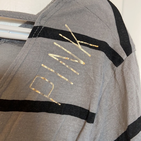 *2 for $22* Victoria’s Secret Pink T Shirt - Picture 3 of 9